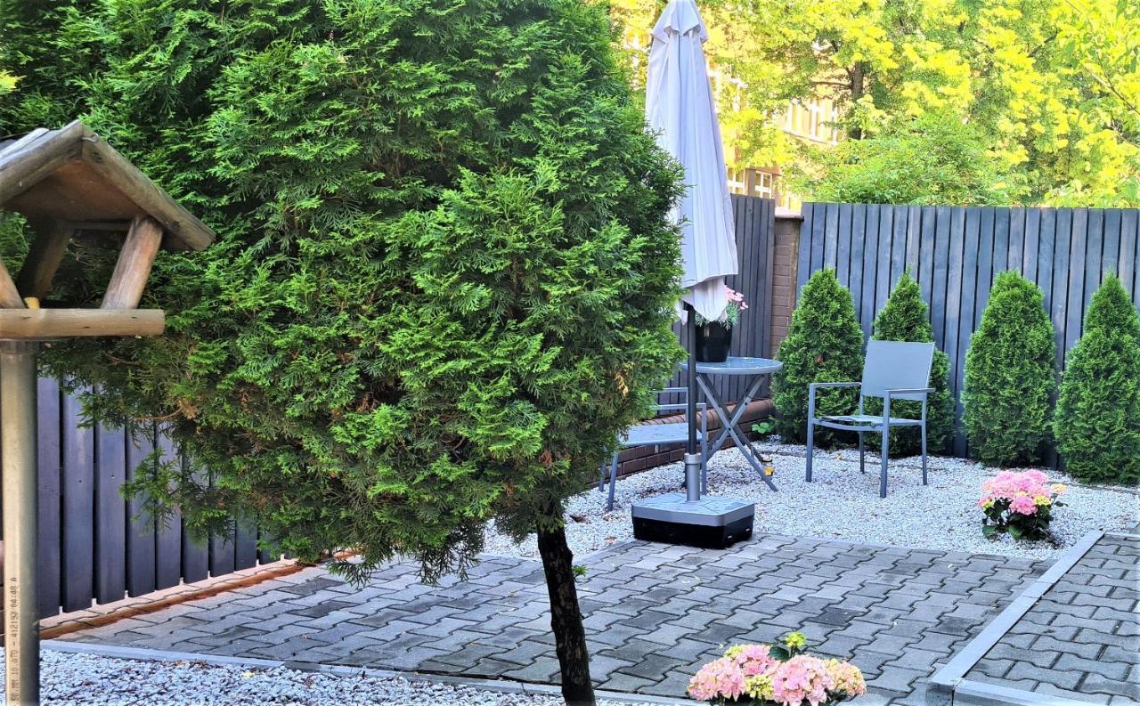 Urabn Apartments Studio With Garden No 2A Chorzow Katowice Free Private Parking, Self Check-In Exterior photo
